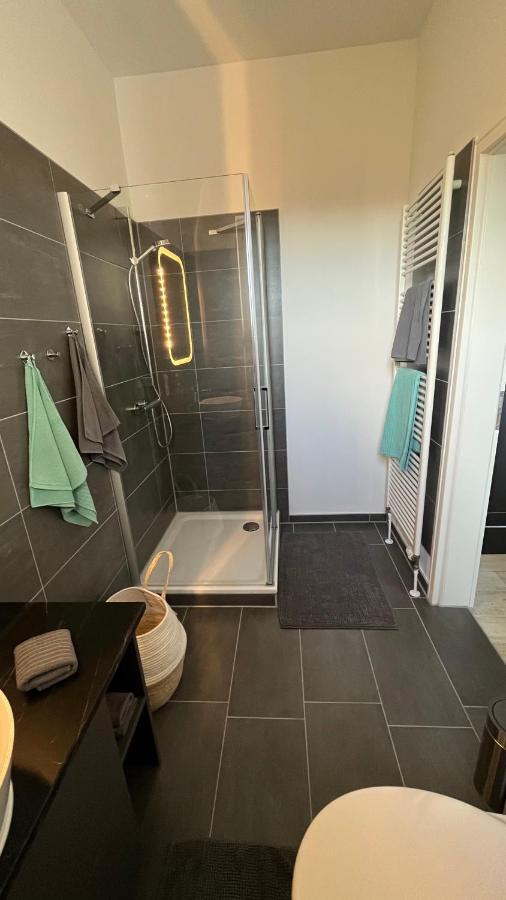 Ferienwohnung Mit Warnowblick Rostock Exteriör bild