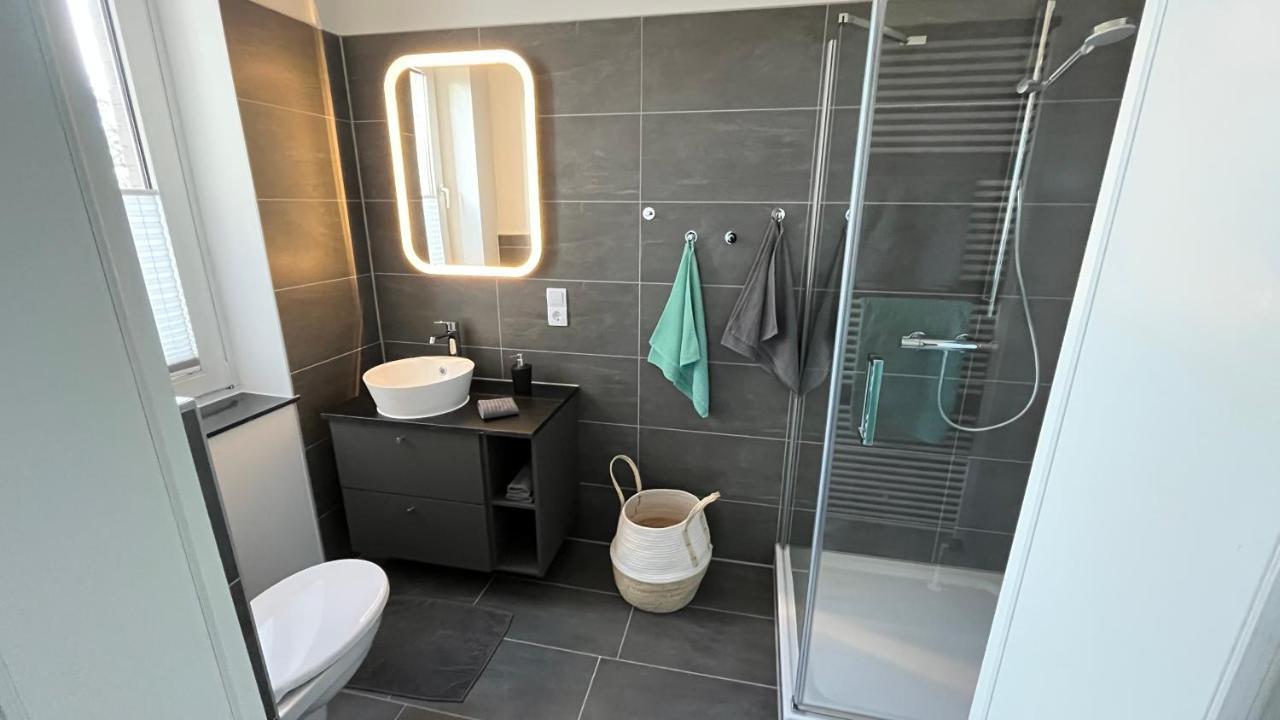 Ferienwohnung Mit Warnowblick Rostock Exteriör bild